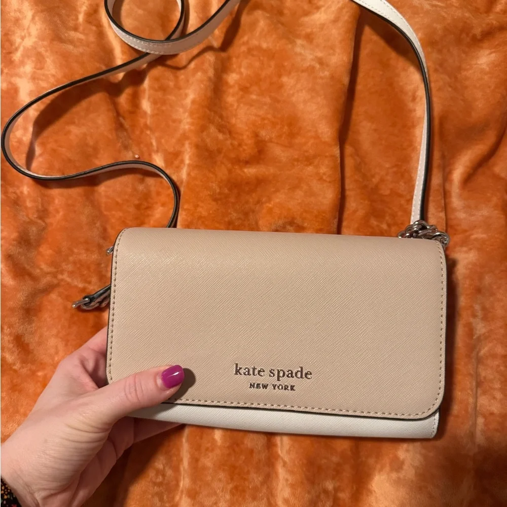 Kate Spade Tan and White Crossbody Bag - Picture 5 of 11